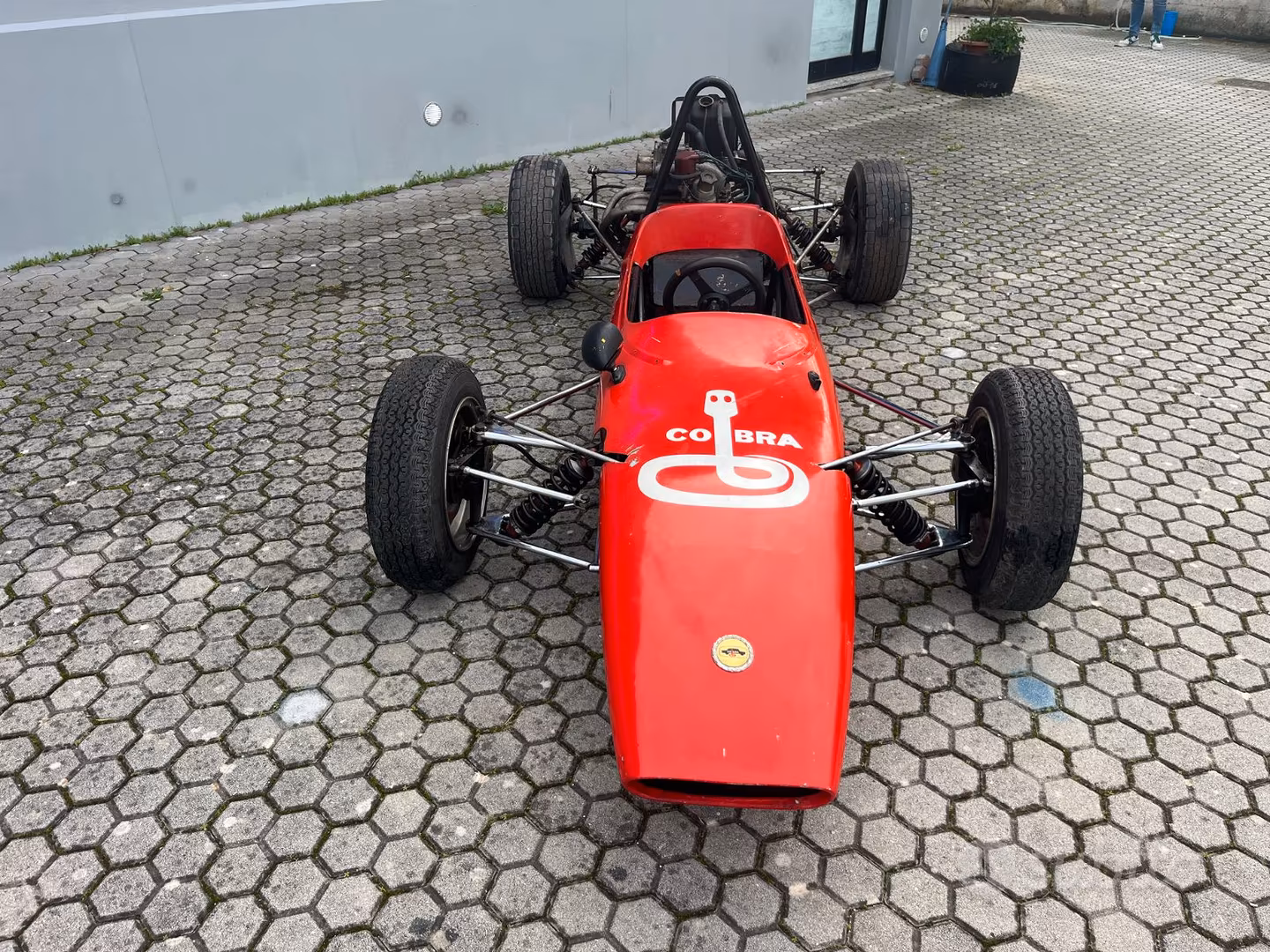 Cobra Formula 850